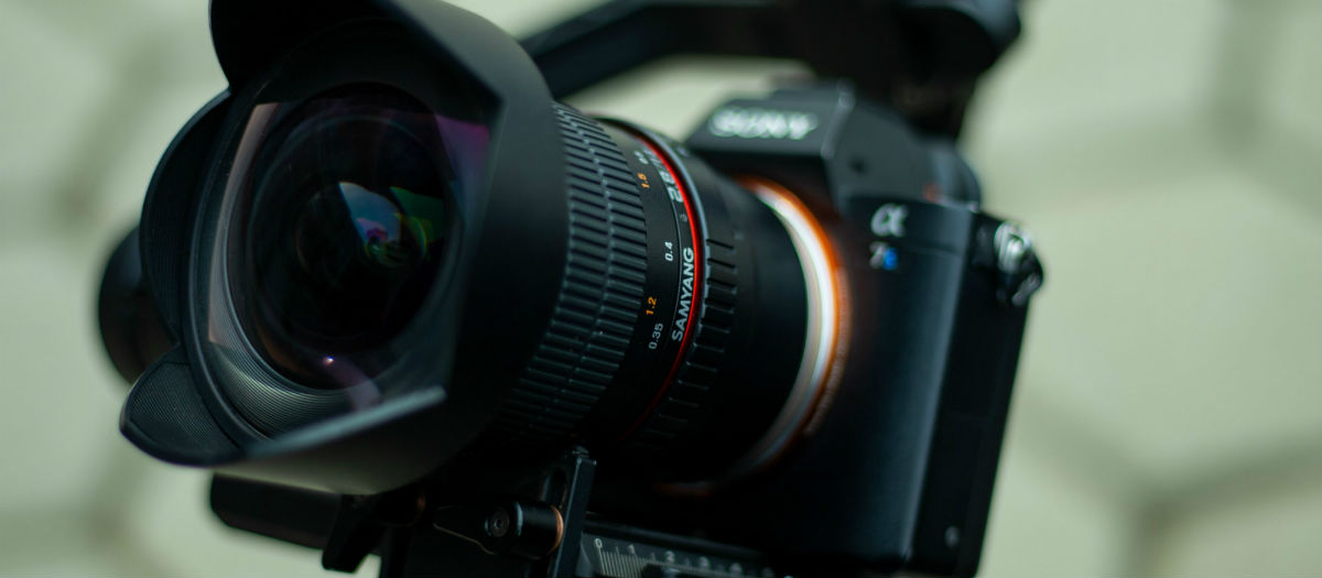 How to Live Stream using a DSLR Camera